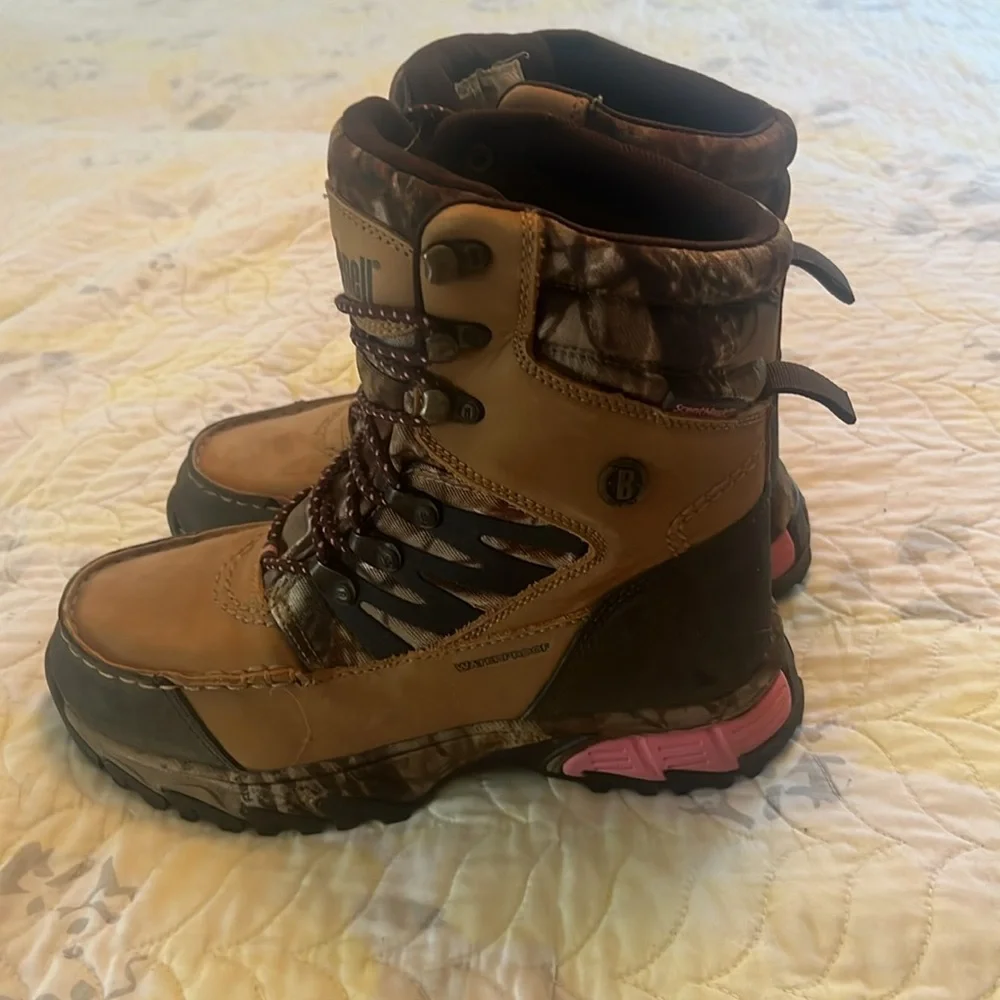Bushnell size 8 Boots - Picture 5 of 7